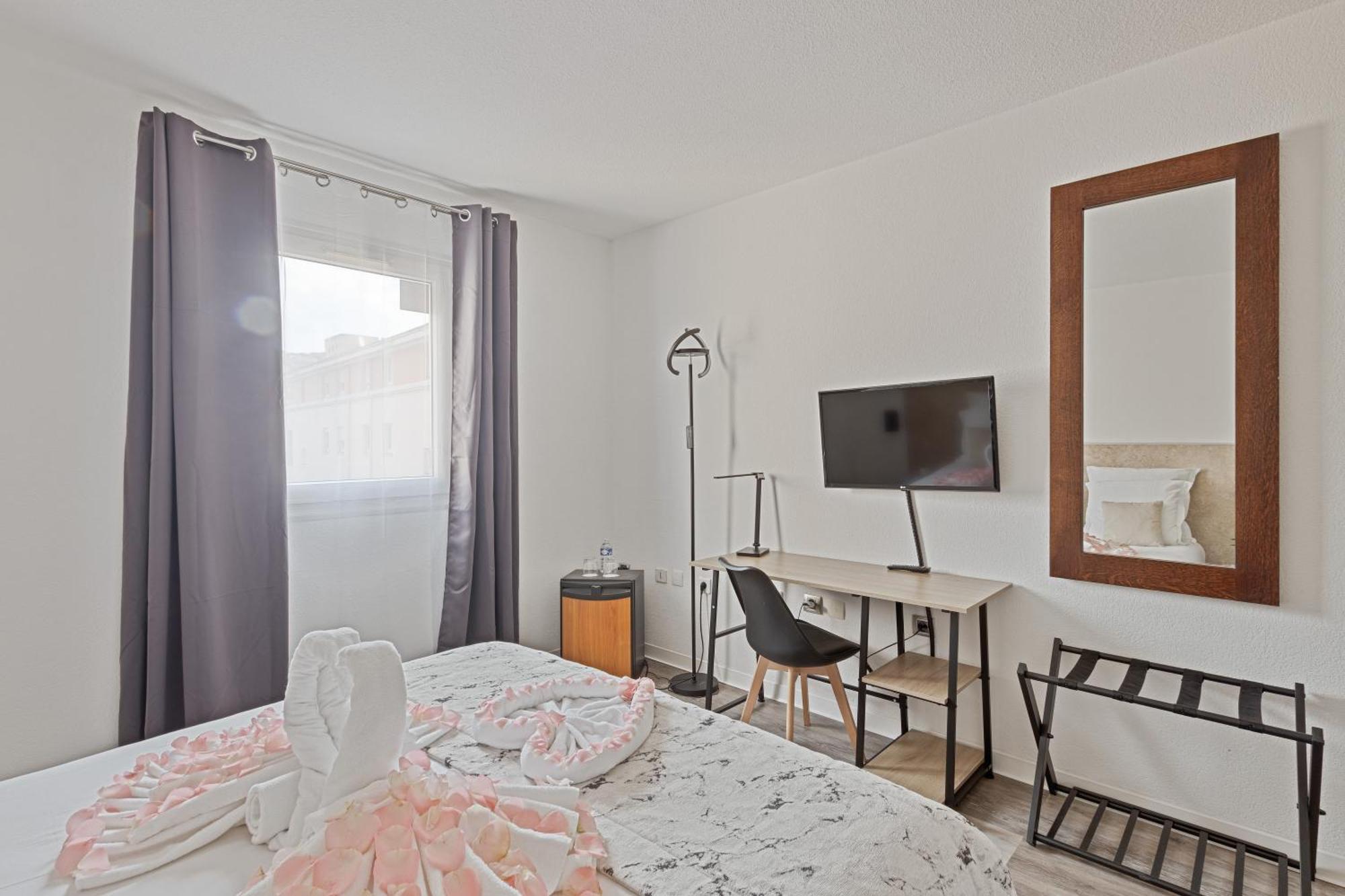 Hotel Provence Draguignan Zewnętrze zdjęcie